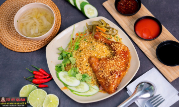 Quán Ăn Tú Vy | Cơm Gà Sốt Mắm Tỏi